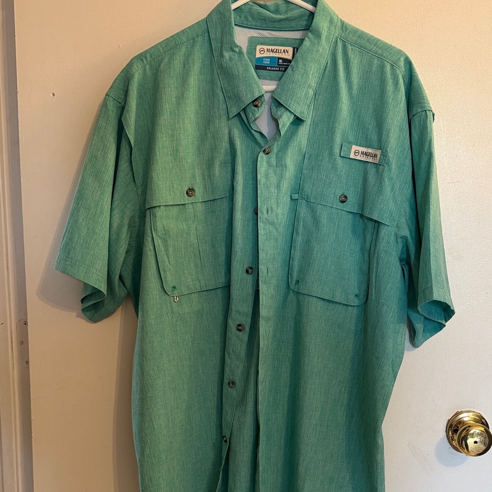 Magellan Outdoors Men's XL Aqua/Teal Button Down Shirt Relaxed Fit